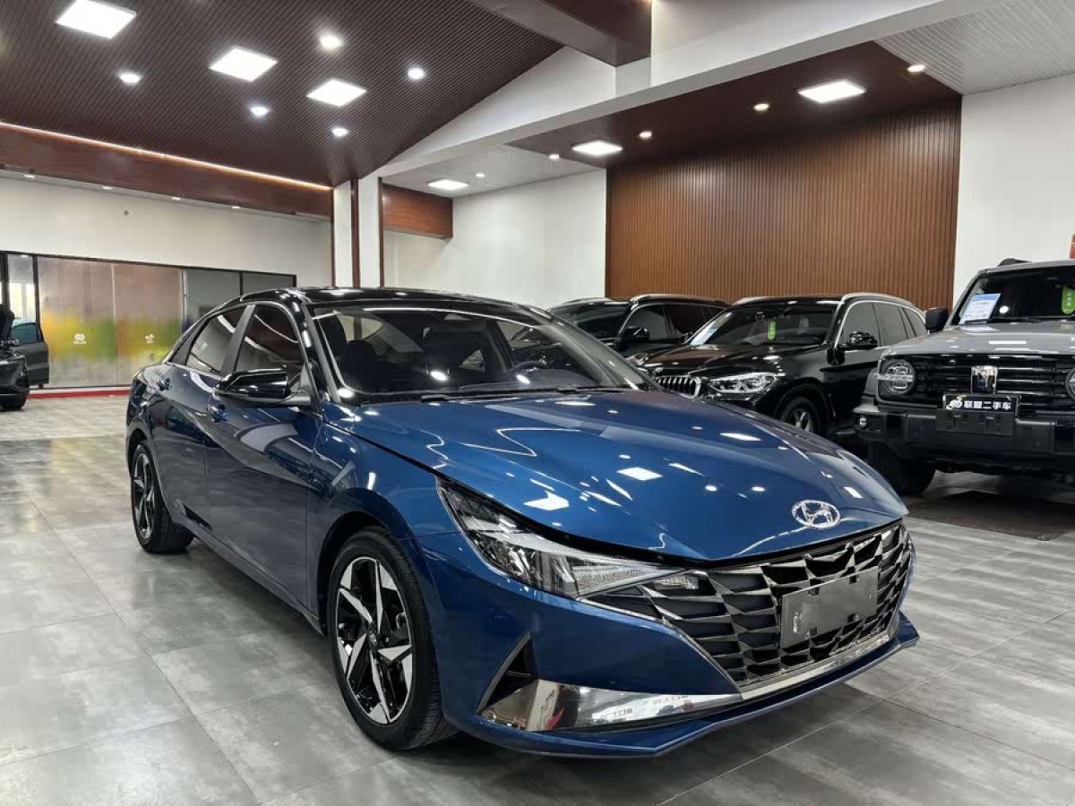 現(xiàn)代 伊蘭特  2021款 1.5L LUX尊貴版圖片
