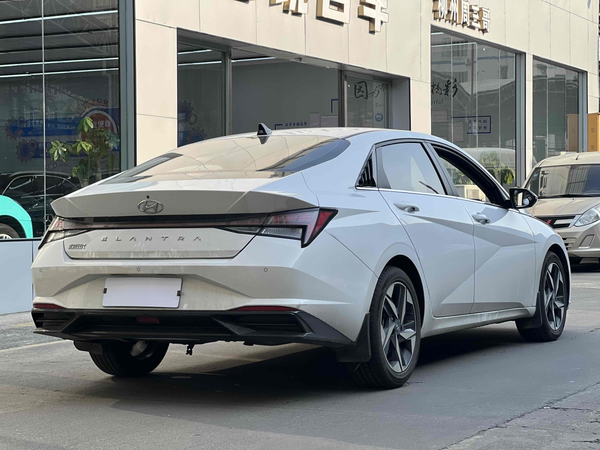 現(xiàn)代 伊蘭特  2022款 1.5L CVT LUX尊貴版圖片