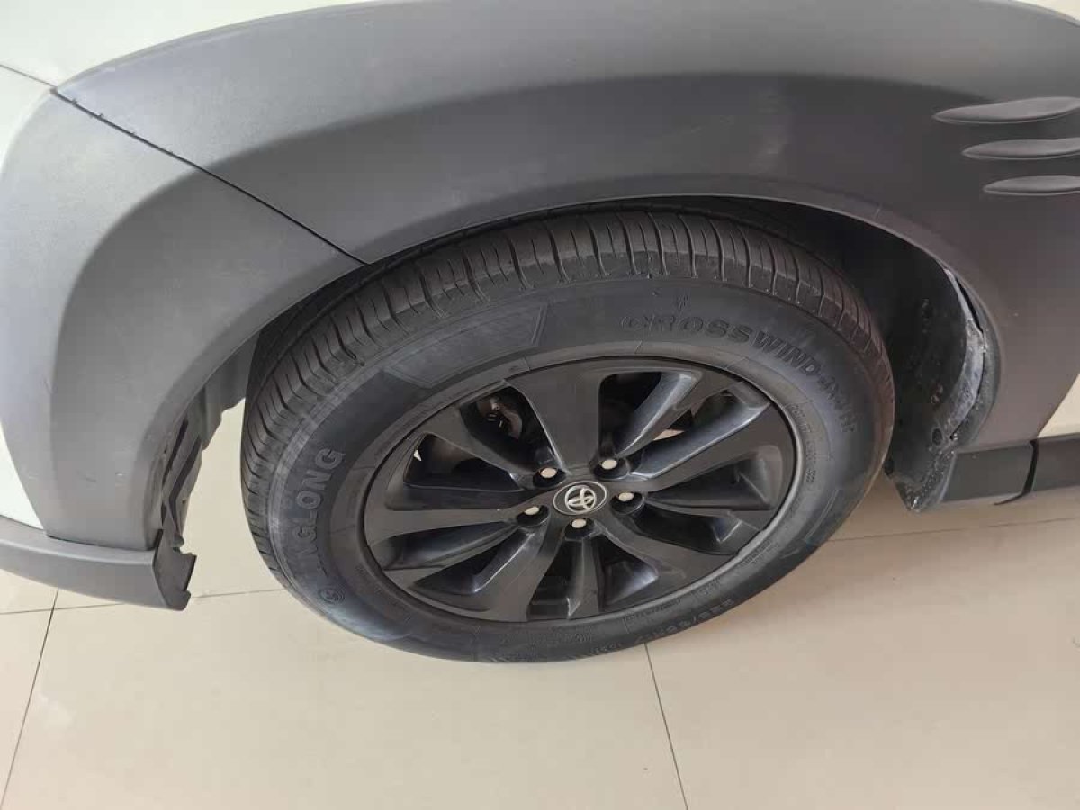 豐田 RAV4榮放  2019款 2.0L CVT兩驅(qū)風(fēng)尚X限量版 國(guó)VI圖片