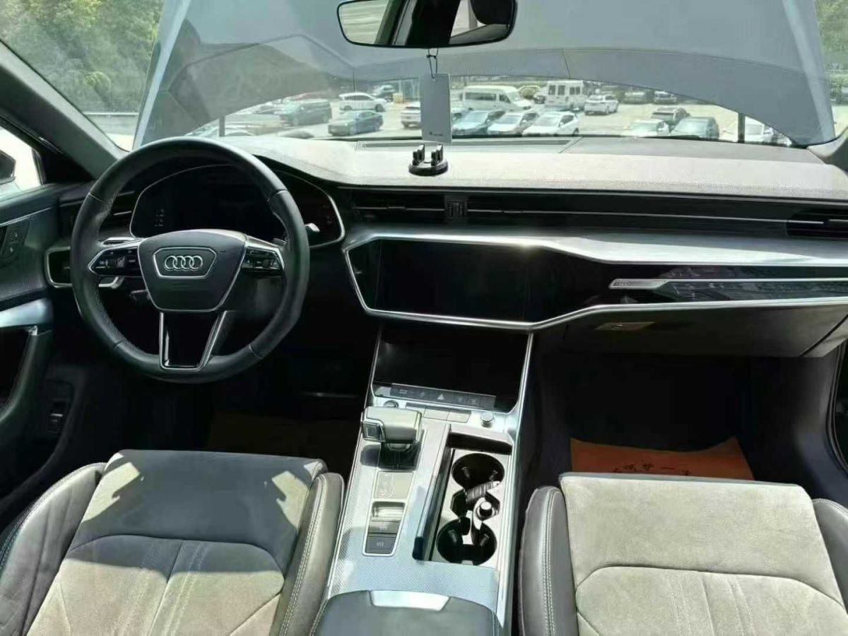 奧迪 奧迪A6L  2022款 40 TFSI 豪華動感型圖片