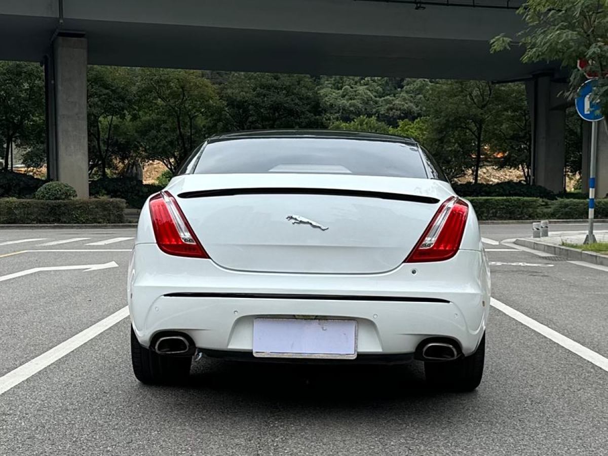 捷豹 XJ  2012款 XJL 3.0 全景商務版圖片