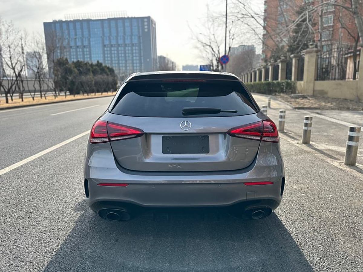 奔馳 奔馳A級AMG  2020款 AMG A 35 4MATIC圖片