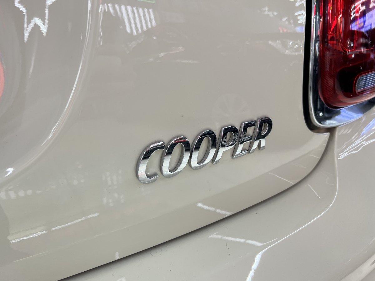 2020年8月MINI MINI  2020款 1.5T COOPER 赛车手 五门版