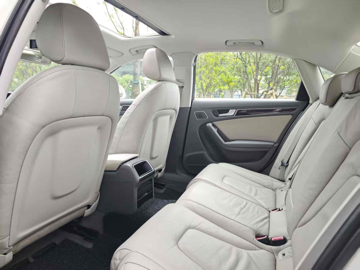 奧迪 奧迪A4L  2011款 2.0 TFSI 舒適型圖片