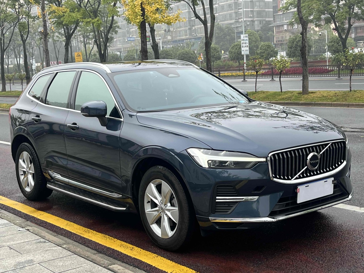 2022年1月沃爾沃 XC60  2022款 B5 四驅(qū)智逸豪華版