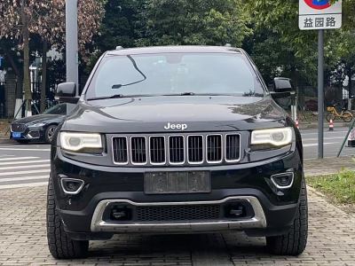 2015年2月 Jeep 大切諾基(進(jìn)口) 3.0TD 柴油 舒享導(dǎo)航版圖片