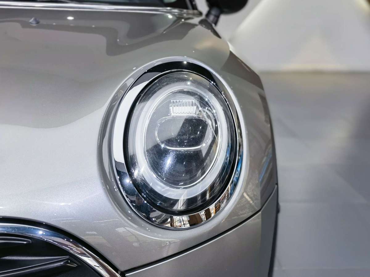 2020年3月MINI CLUBMAN  2019款 1.5T COOPER 鑒賞家