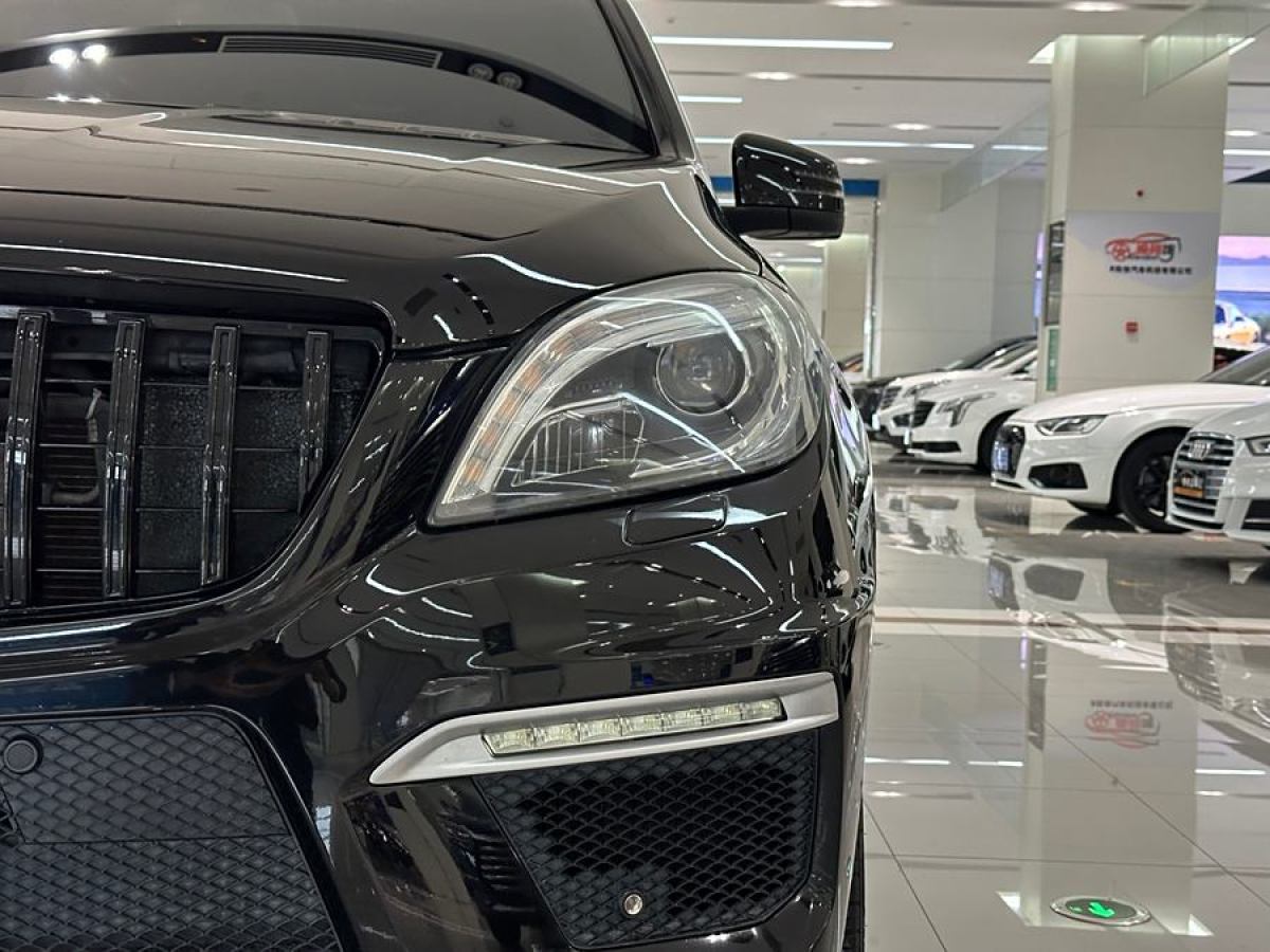 奔馳 奔馳M級(jí)AMG  2014款 AMG ML 63圖片