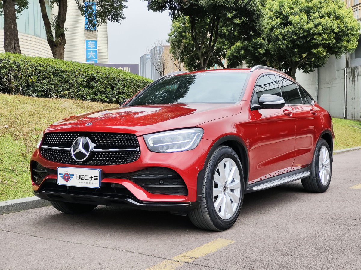 2020年11月奔馳 奔馳GLC  2022款 改款 GLC 260 4MATIC 轎跑SUV