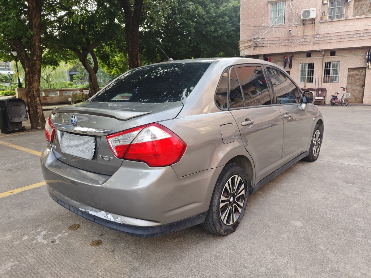 啟辰 D50  2013款 1.6L 手動時尚版圖片