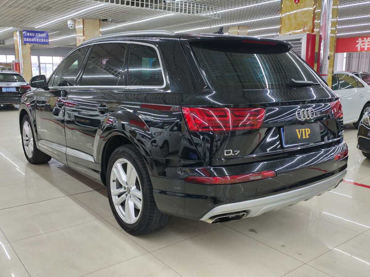 奧迪 奧迪Q7  2016款 45 TFSI 技術(shù)型圖片