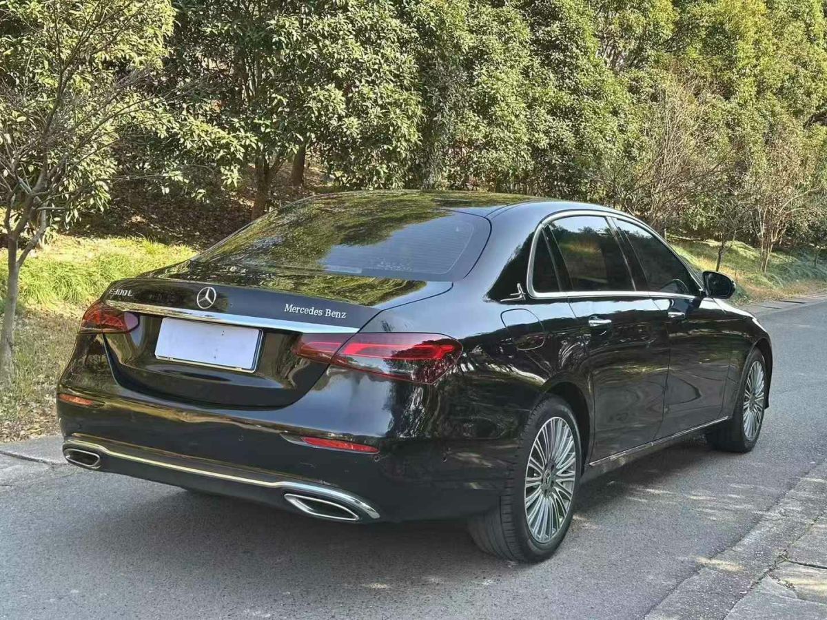 奔馳 奔馳E級  2020款 E 300 L 豪華型圖片