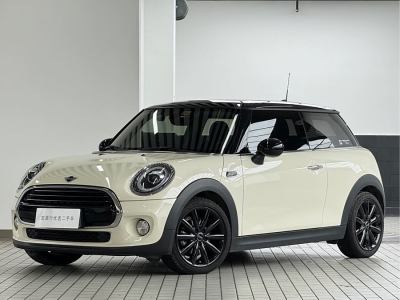 2018年10月 MINI COUNTRYMAN 1.5T COOPER 藝術(shù)家圖片