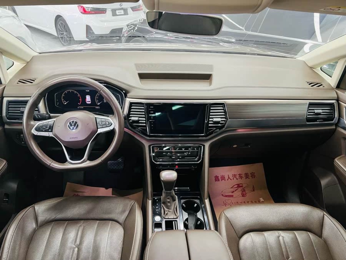 大眾 威然  2023款 改款 330TSI 豪華版圖片