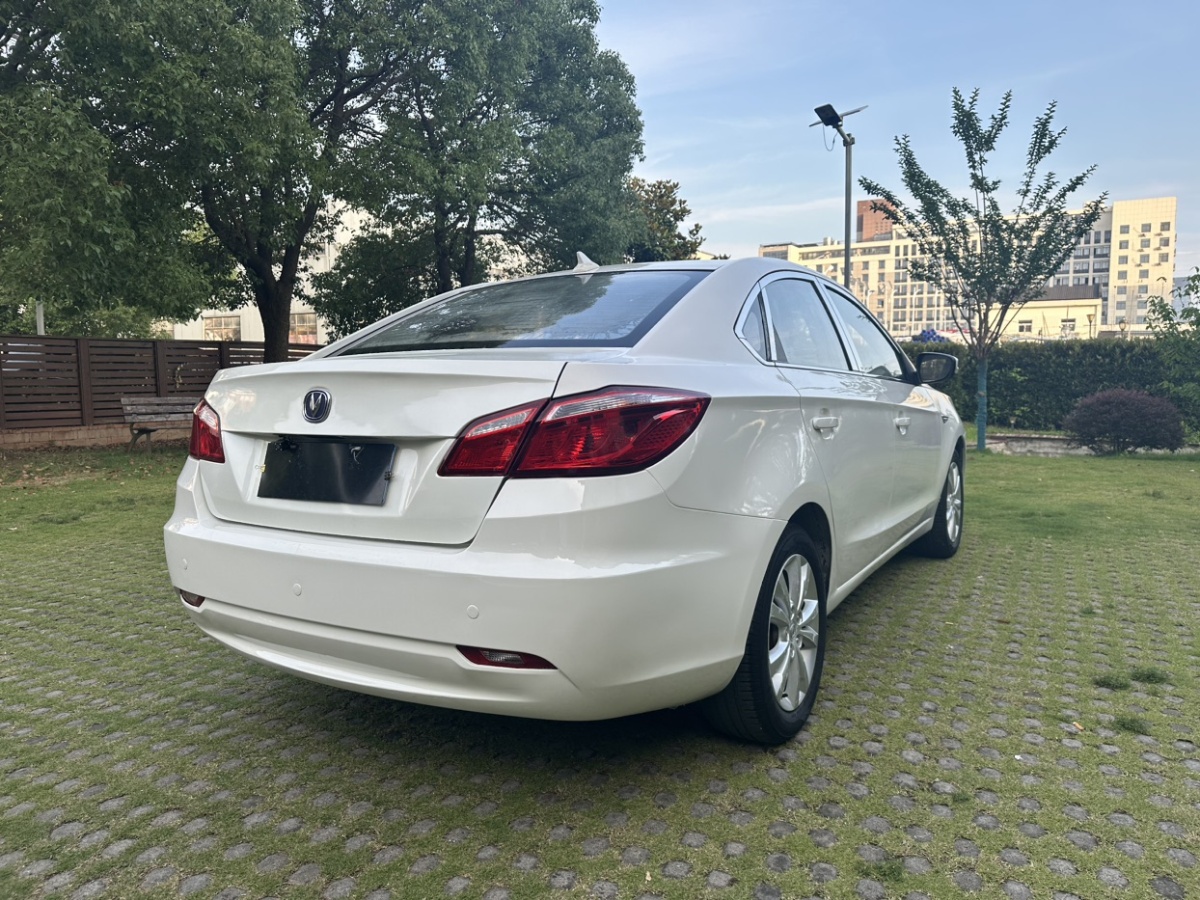 長(zhǎng)安 逸動(dòng)  2014款 1.6L 自動(dòng)豪華型圖片