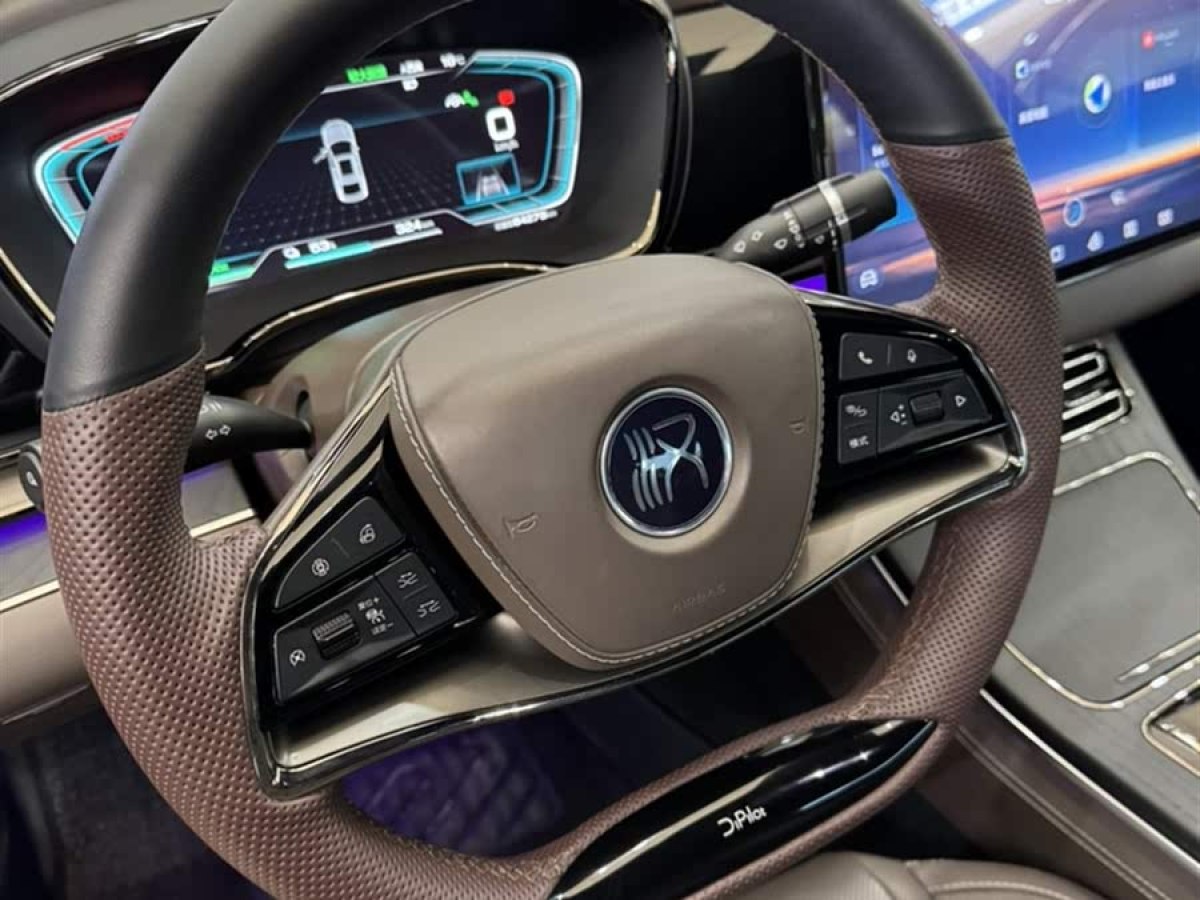 比亞迪 漢  2020款 EV 超長續(xù)航版尊貴型圖片