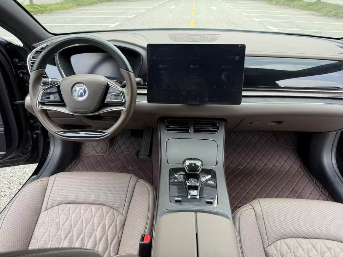 比亞迪 漢  2020款 EV 超長續(xù)航版尊貴型圖片