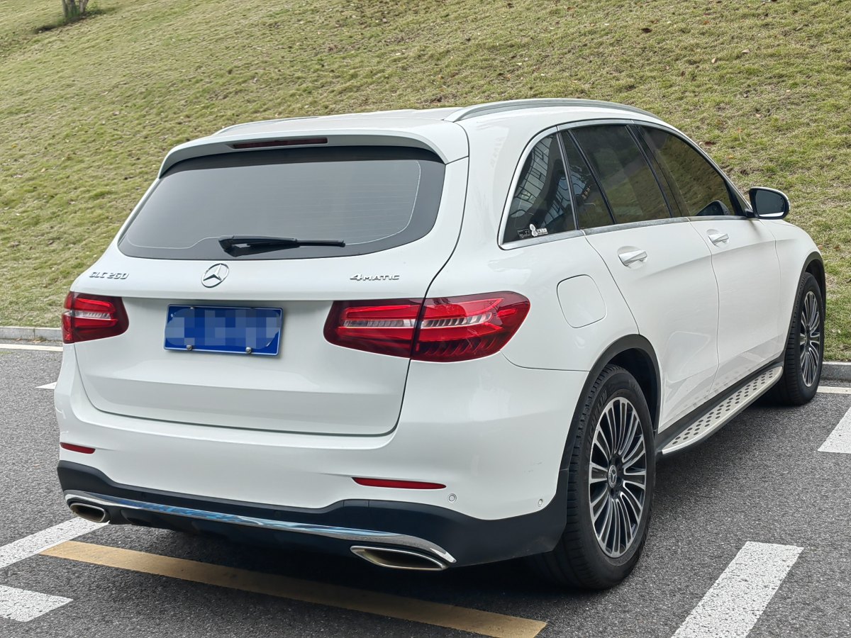 奔馳 奔馳GLC  2017款 GLC 260 4MATIC 豪華型圖片