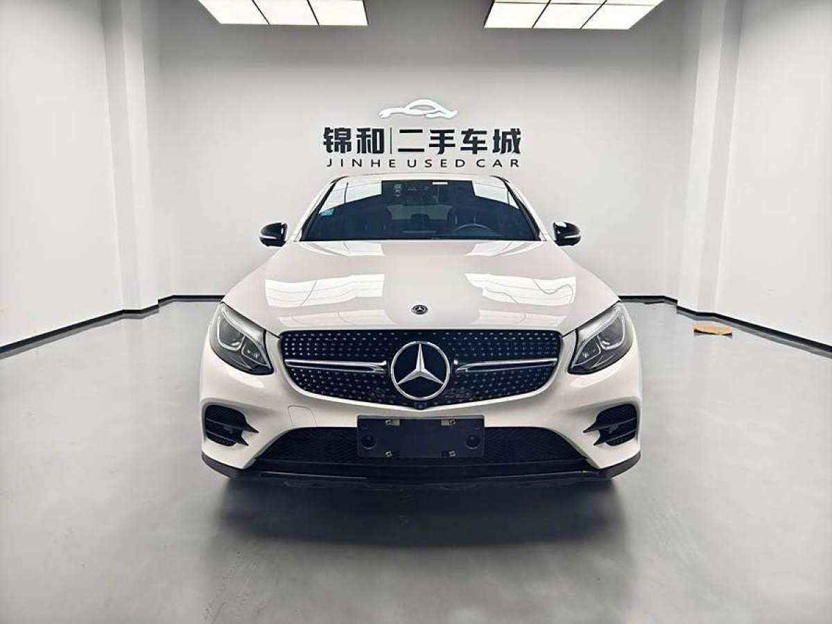 奔馳 奔馳GLC  2022款 改款 GLC 260 4MATIC 轎跑SUV圖片