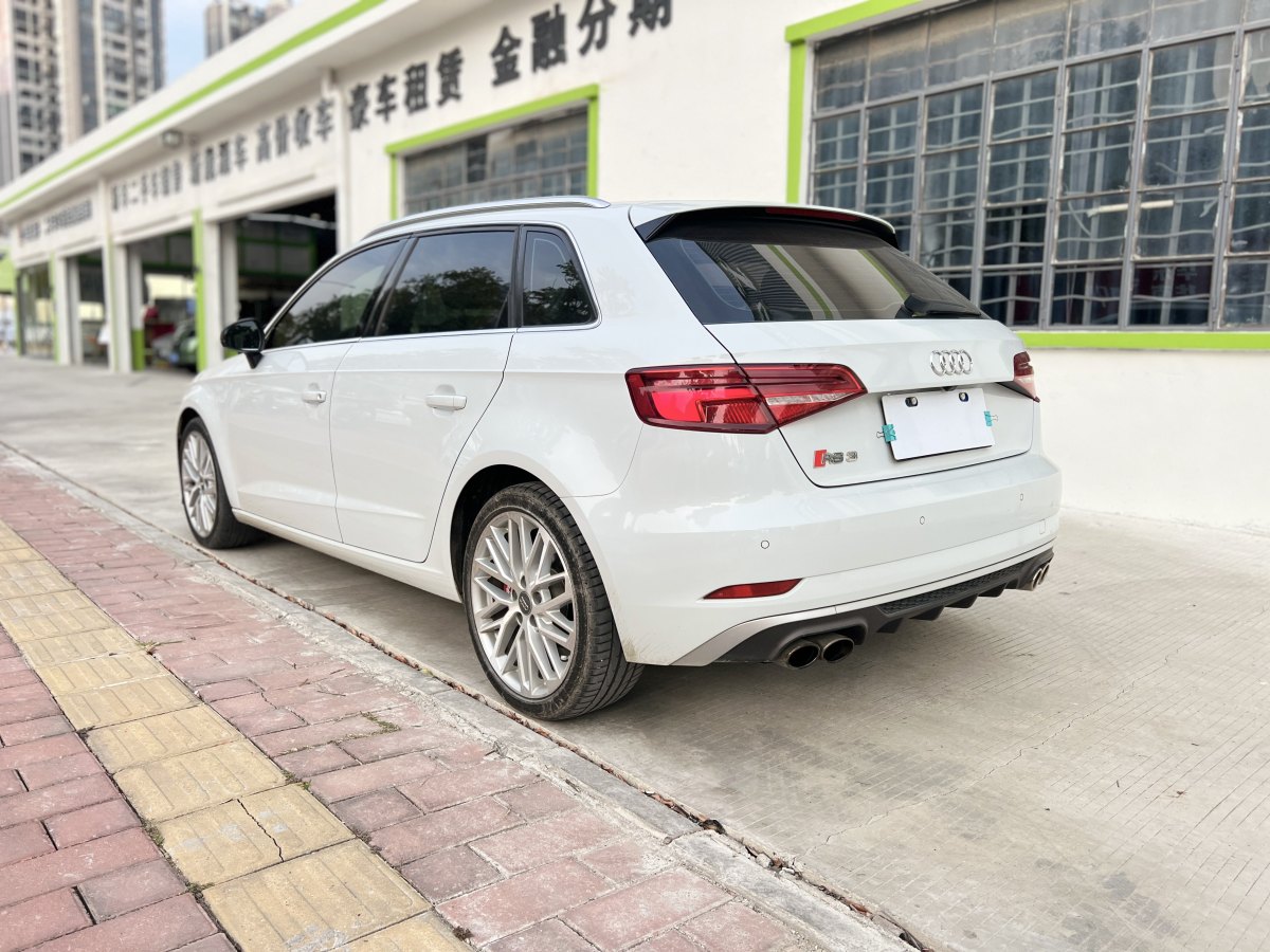 奧迪 奧迪A3  2017款 Sportback 35 TFSI 風(fēng)尚型圖片