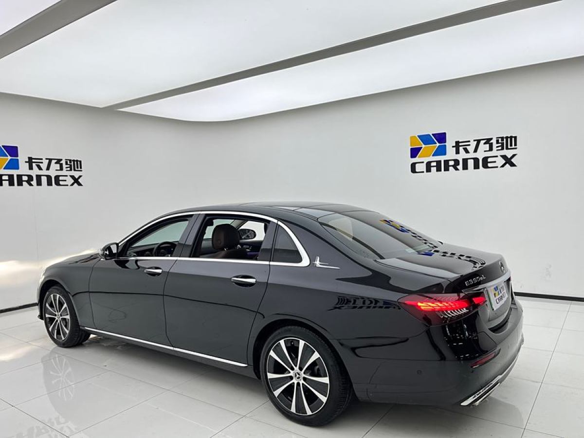 奔馳 奔馳E級新能源  2022款 改款 E 350 e L 插電式混合動(dòng)力轎車圖片