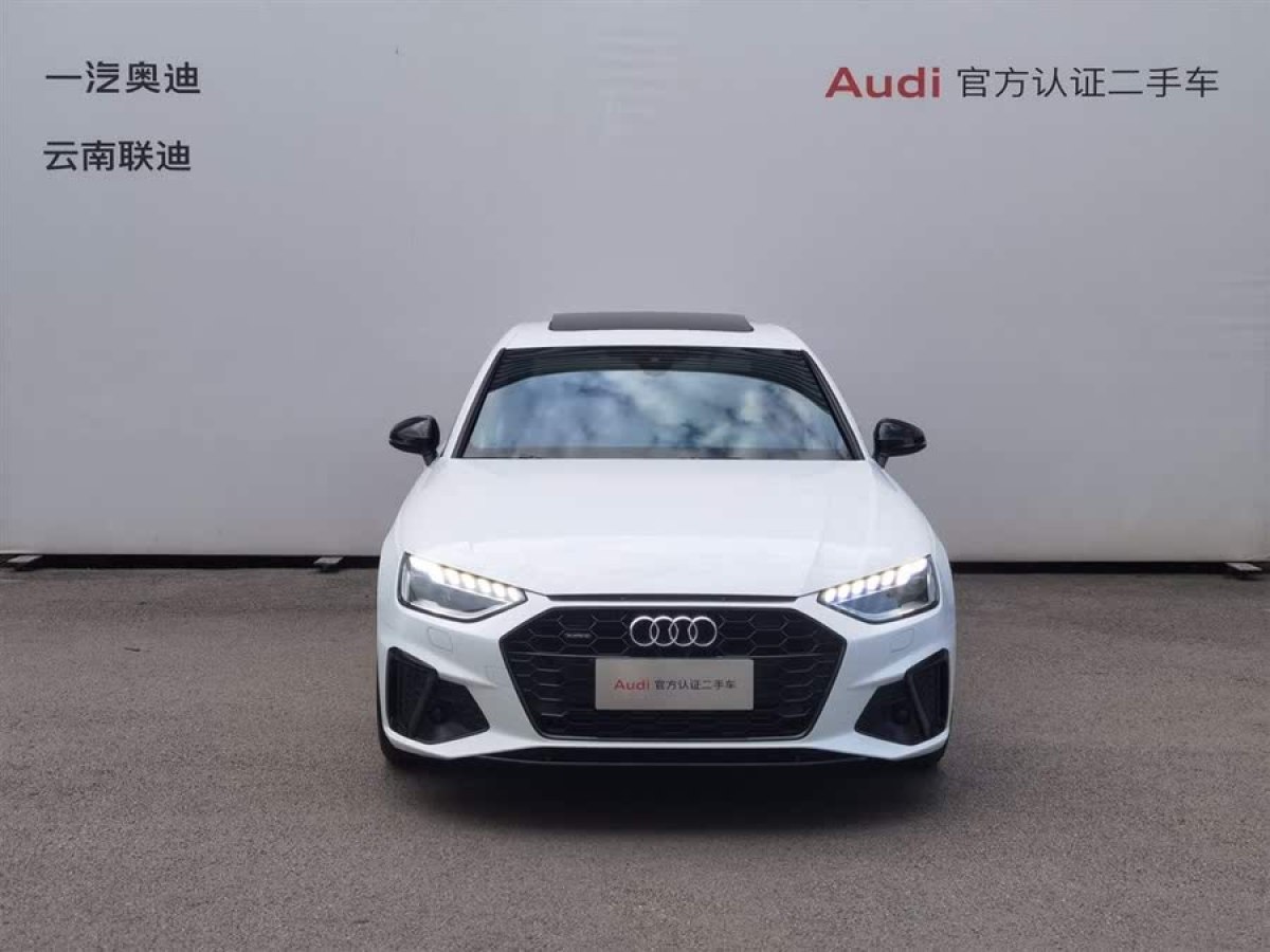 奧迪 奧迪A4L  2022款 45 TFSI quattro 臻選動(dòng)感型圖片