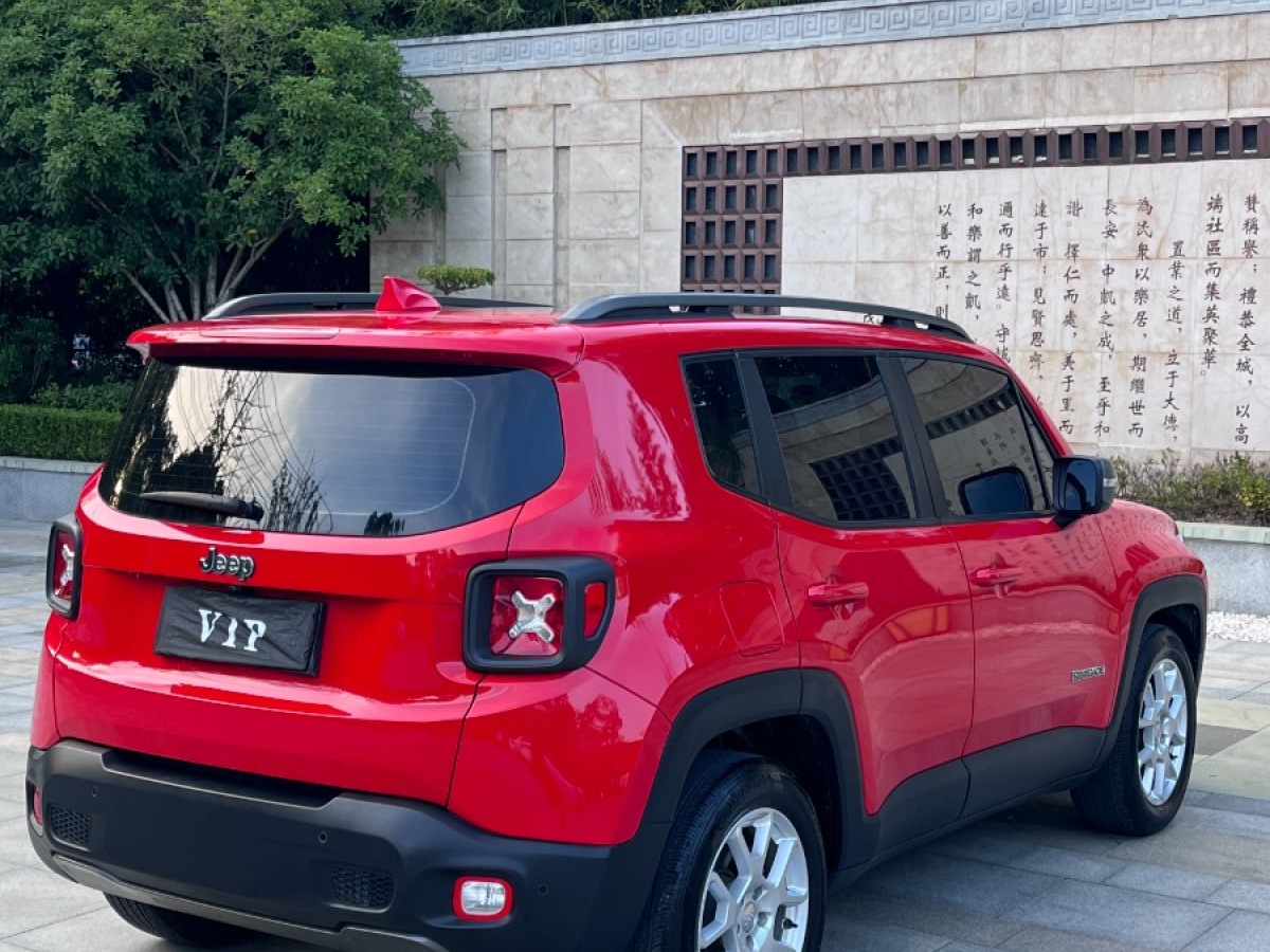 2020年5月Jeep 自由俠  2019款 220T 自動(dòng)精英版