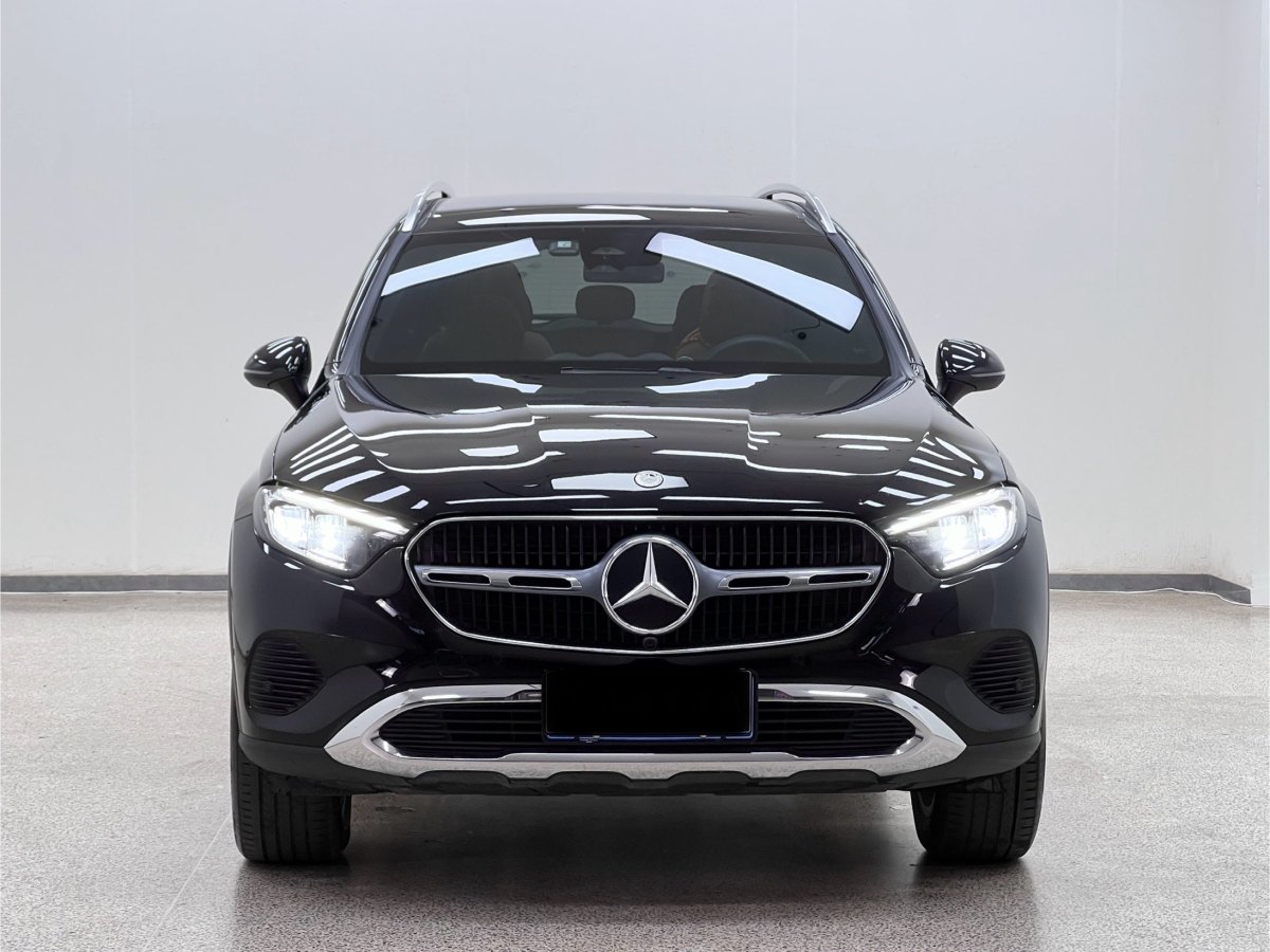 奔馳 奔馳GLC  2023款 改款 GLC 260 L 4MATIC 動感型 5座圖片