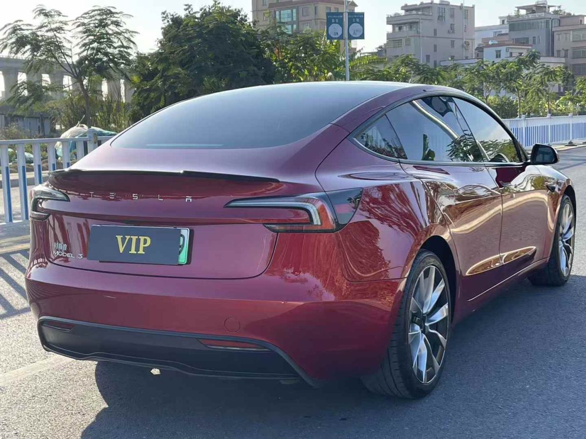 特斯拉 Model S  2023款 三電機全輪驅(qū)動 Plaid版圖片