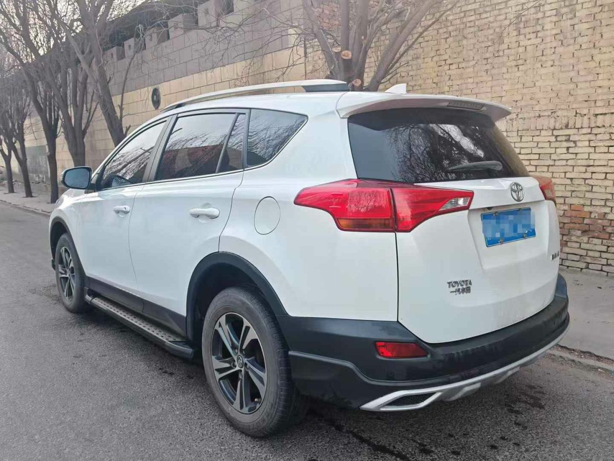 豐田 RAV4 圖片