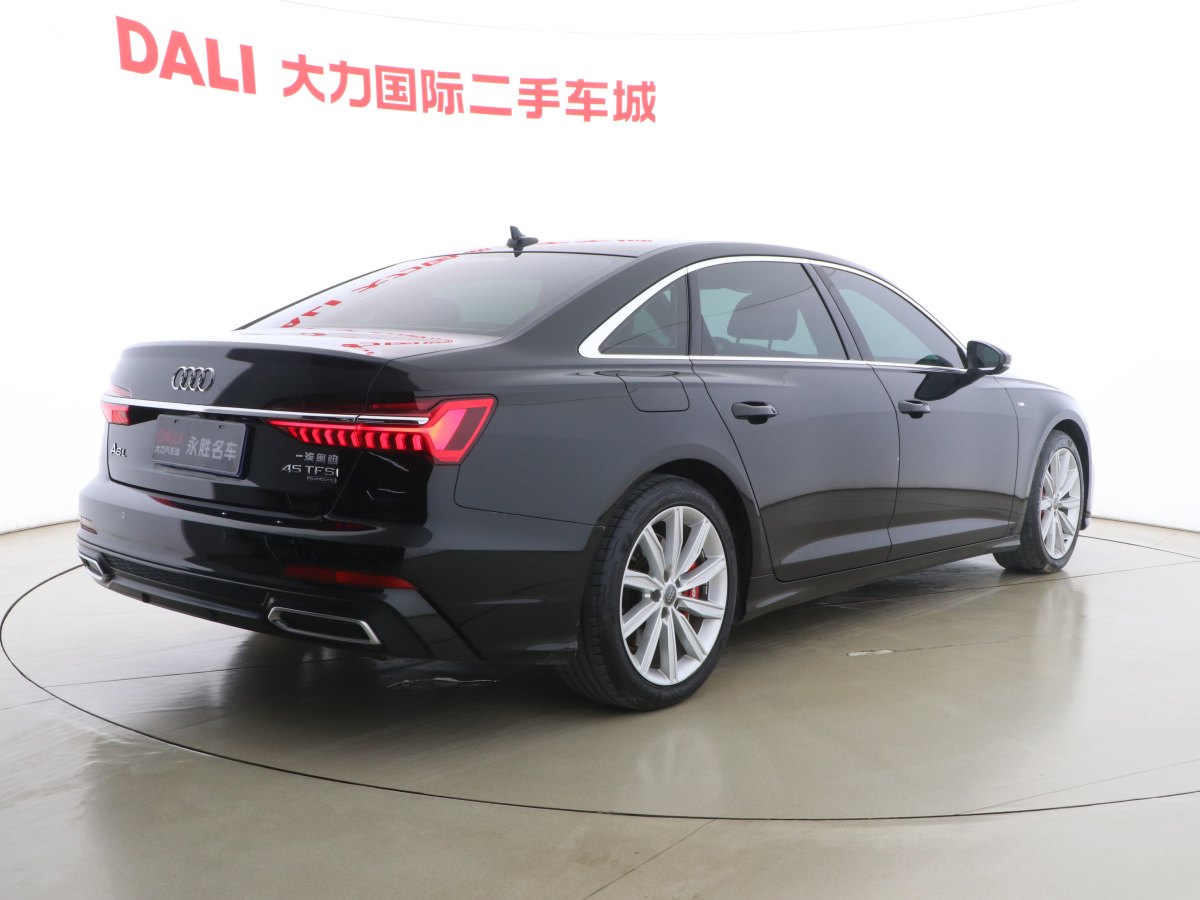 奧迪 奧迪A6L  2021款 45 TFSI 臻選動(dòng)感型圖片