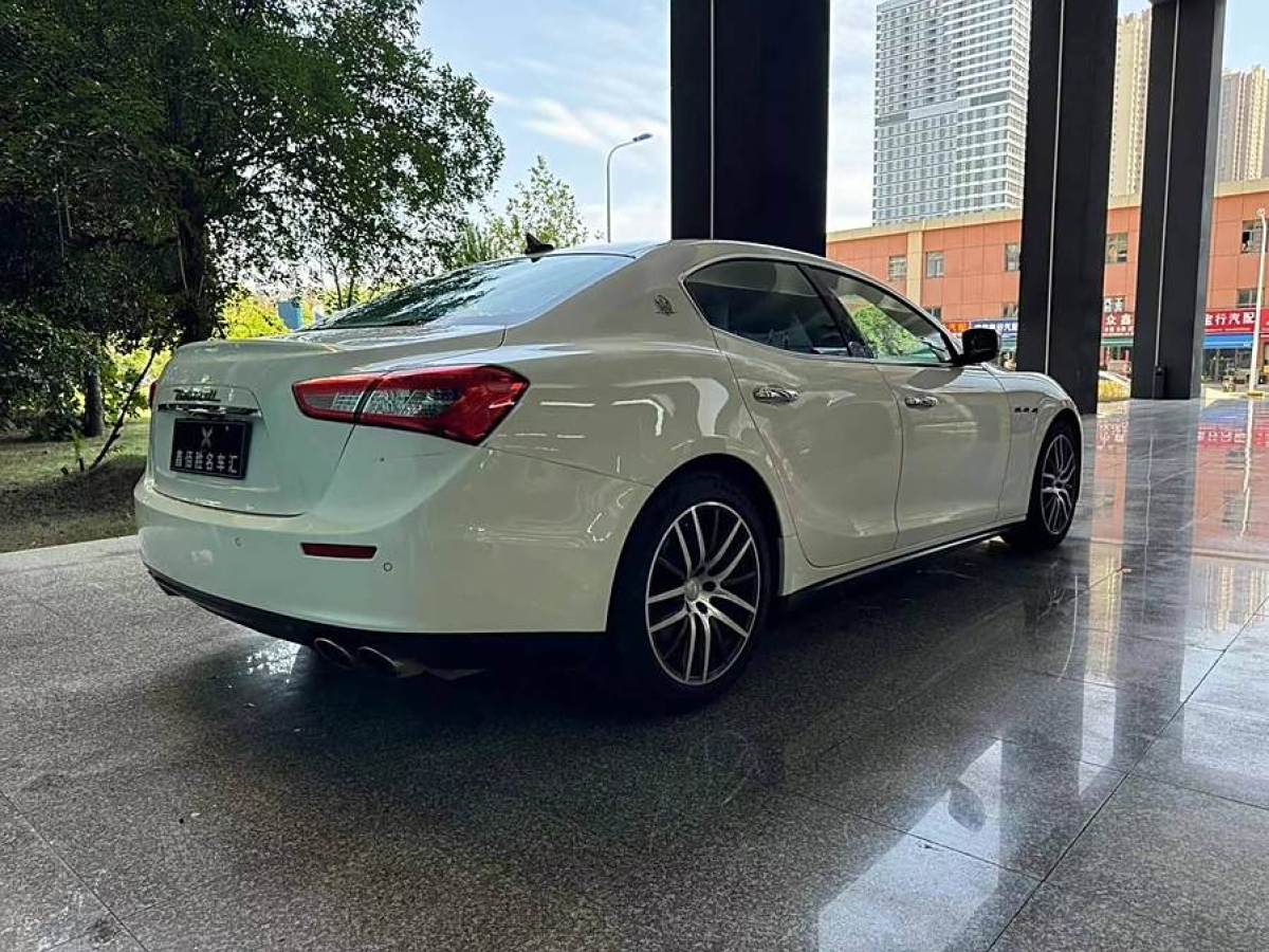 瑪莎拉蒂 Ghibli  2014款 3.0T 標(biāo)準(zhǔn)版圖片