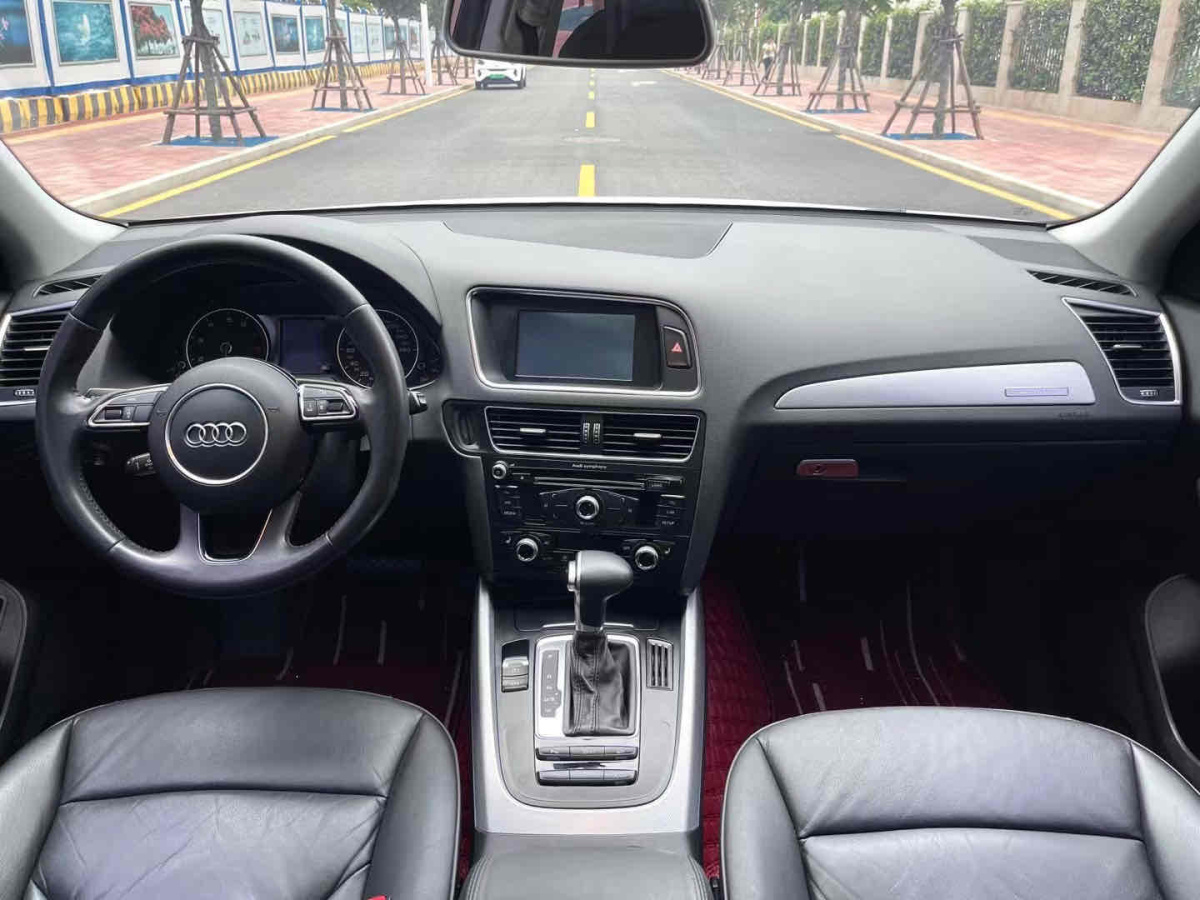 奧迪 奧迪Q5  2013款 40 TFSI 技術(shù)型圖片