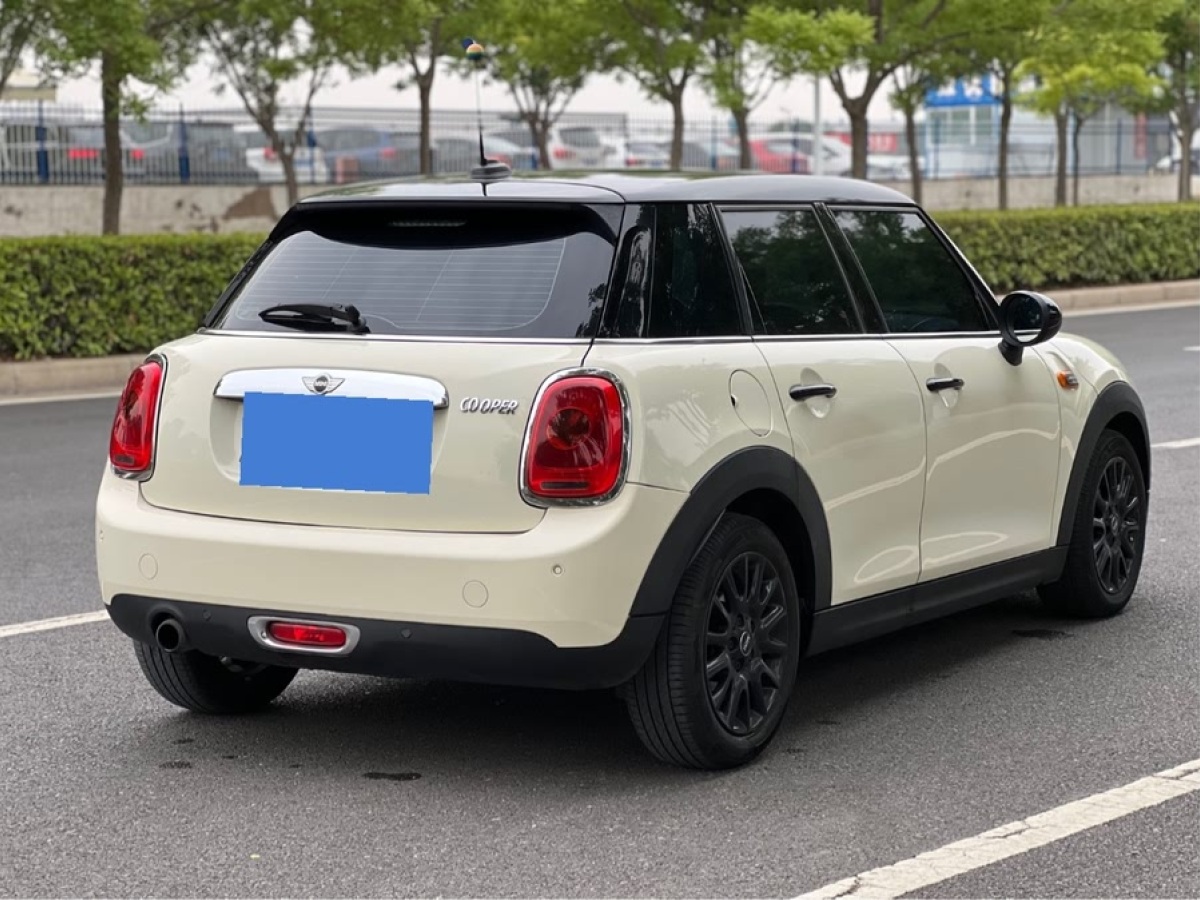 MINI MINI  2015款 1.5T COOPER Fun 五門版圖片