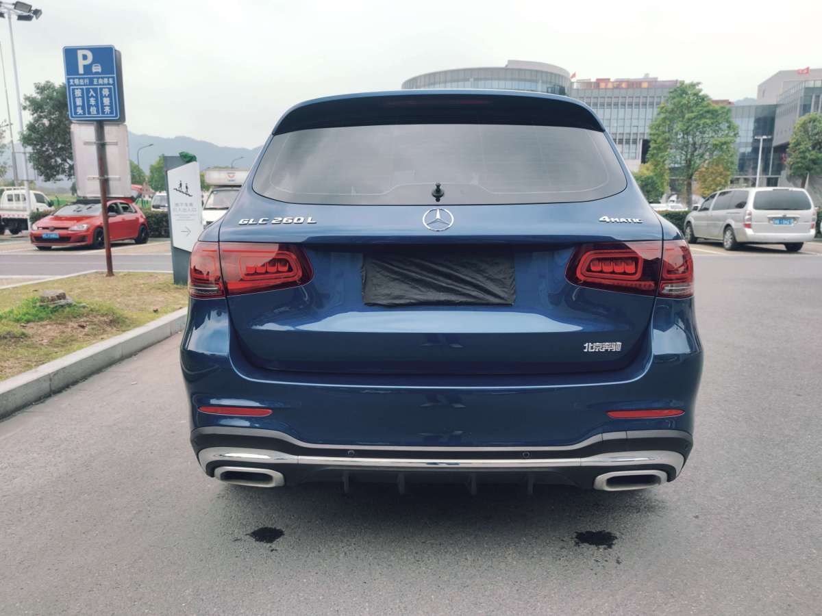 2020年8月奔馳 奔馳GLC  2020款 改款 GLC 260 L 4MATIC 豪華型