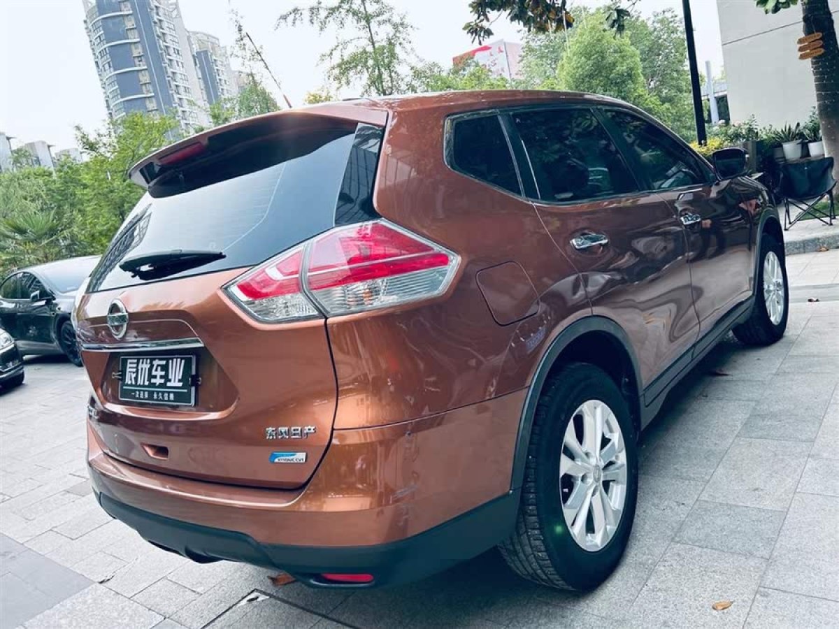 日產(chǎn) 奇駿  2015款 2.0L CVT舒適MAX版 2WD圖片
