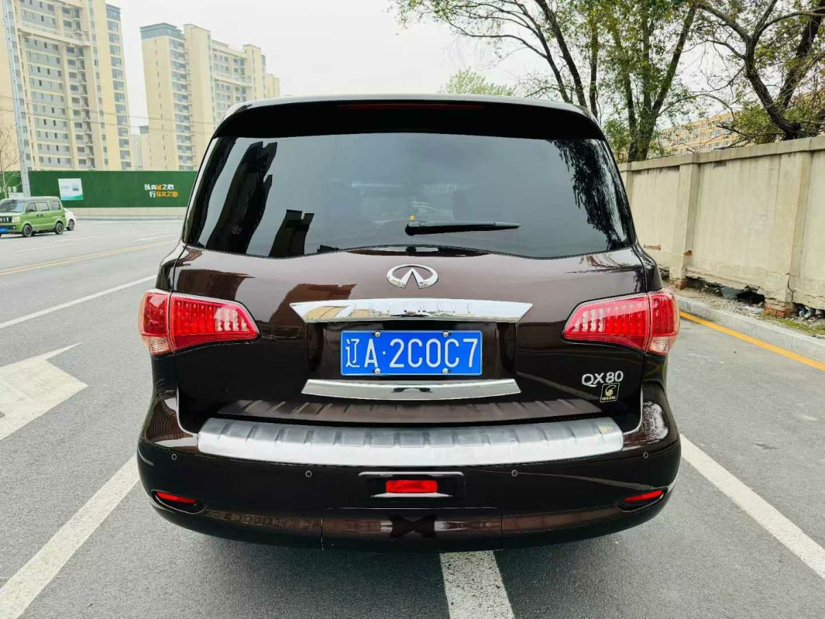 英菲尼迪 QX  2017款 QX30 1.6T 時(shí)尚版 兩驅(qū)圖片