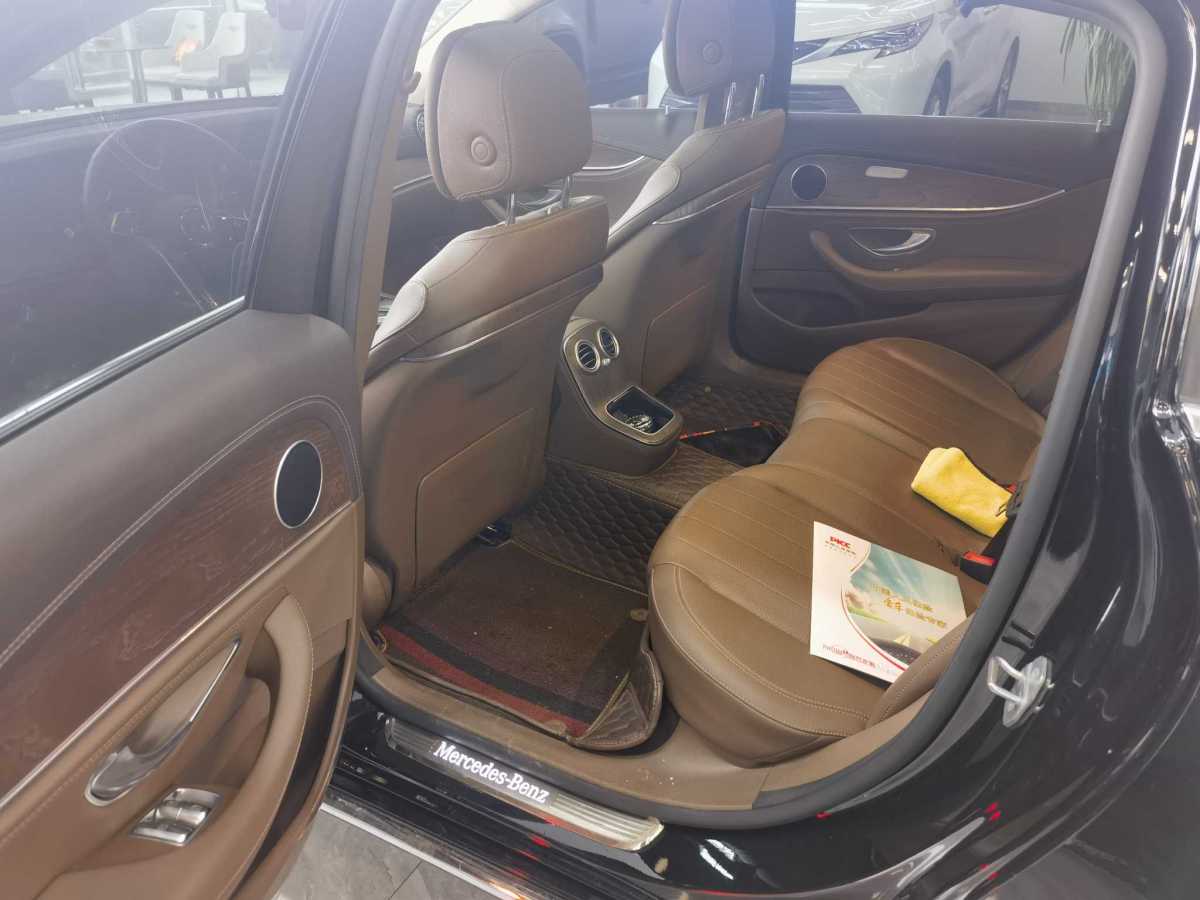 奔馳 奔馳E級  2021款 改款 E 300 L 時尚型圖片