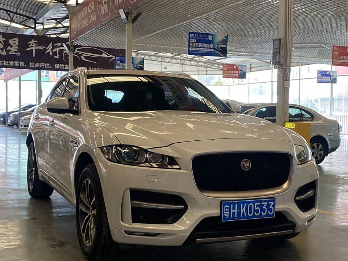 捷豹 F-PACE  2016款 2.0T 兩驅(qū)R-Sport運(yùn)動版圖片