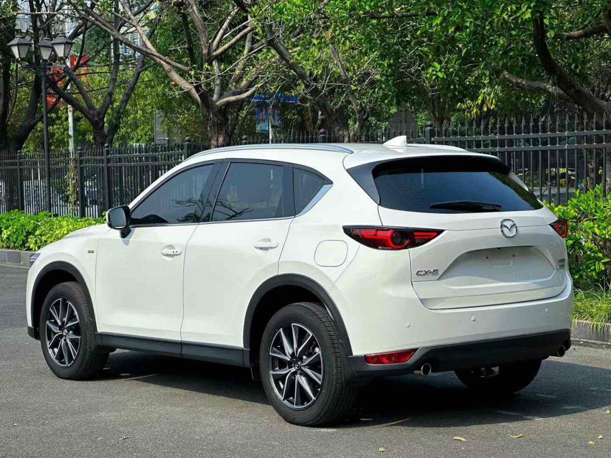 馬自達(dá) CX-5  2018款 2.5L 自動四驅(qū)i-ELOOP智尊型圖片