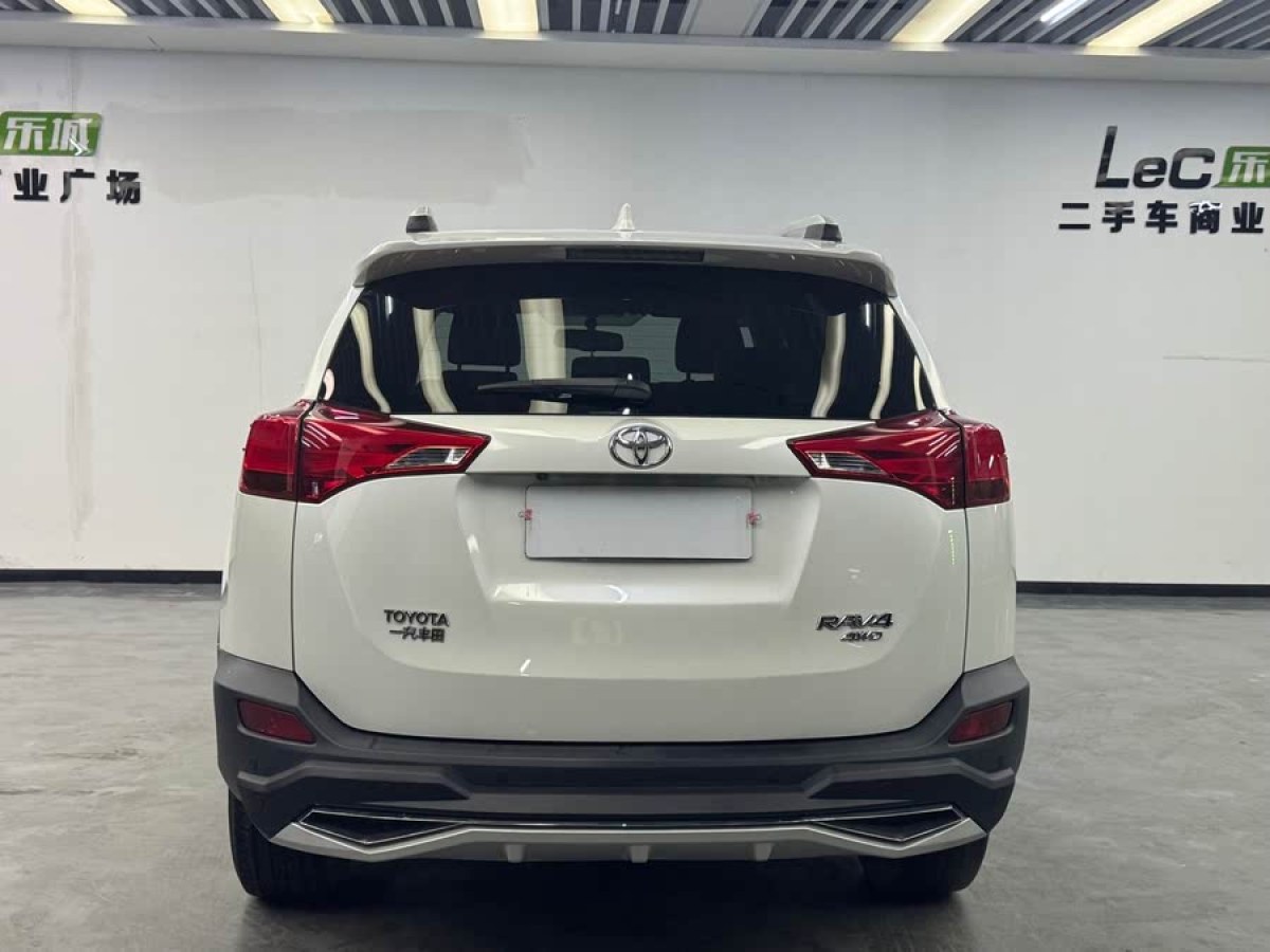 豐田 RAV4榮放  2015款 2.5L 自動(dòng)四驅(qū)精英版圖片