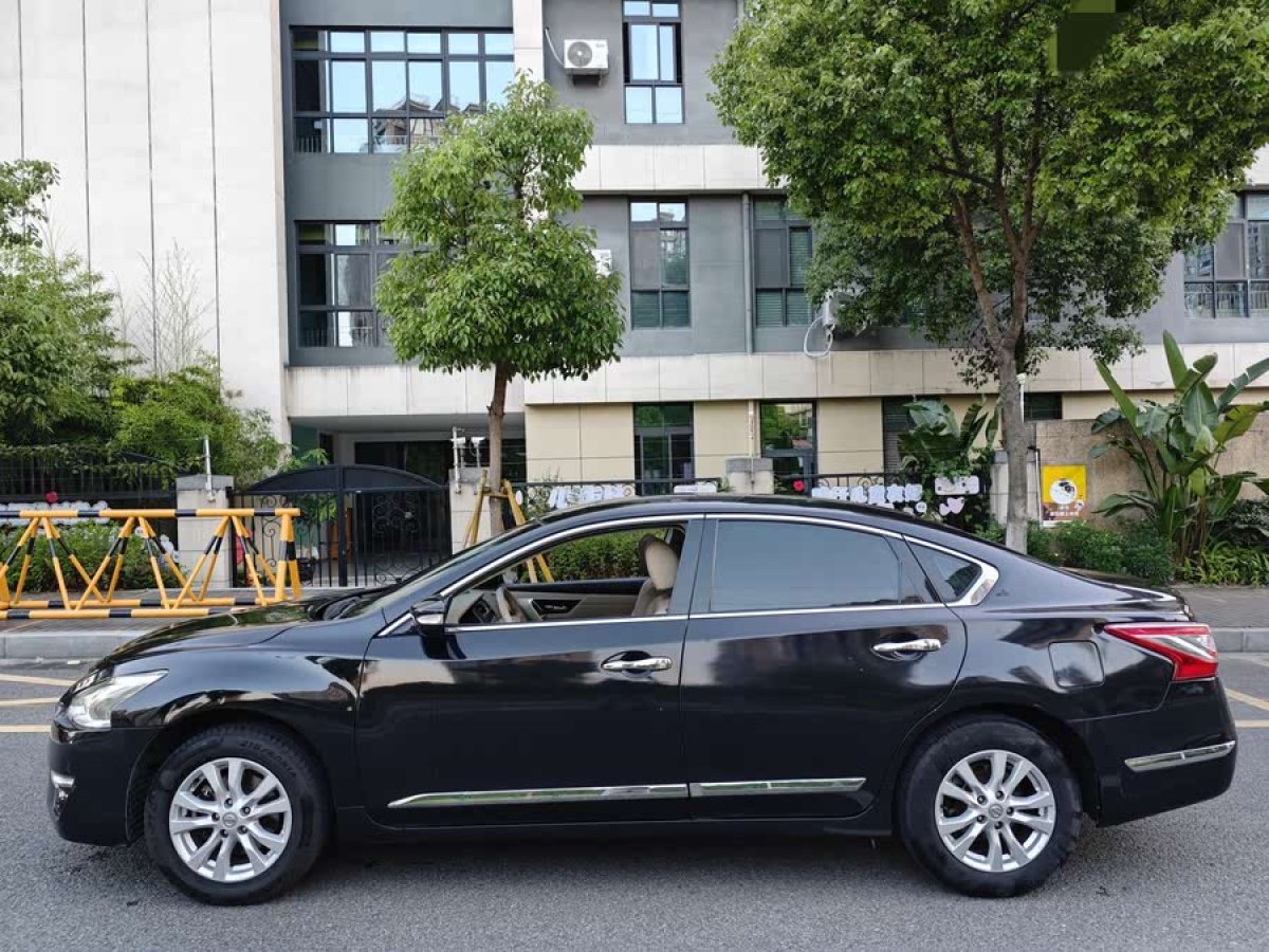 日產(chǎn) 天籟  2013款 2.0L XL舒適版圖片