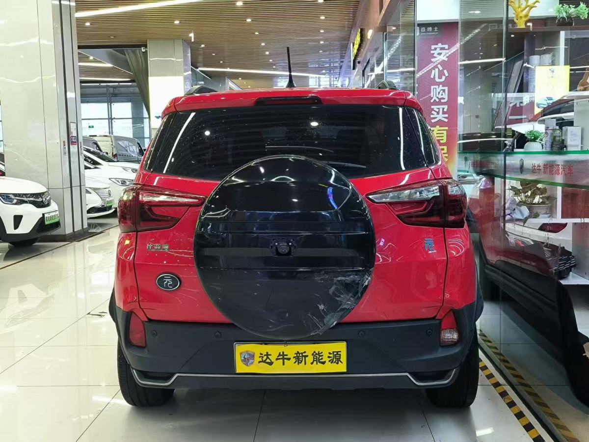 2019年1月比亞迪 元新能源  2018款 EV360 智聯(lián)炫酷型