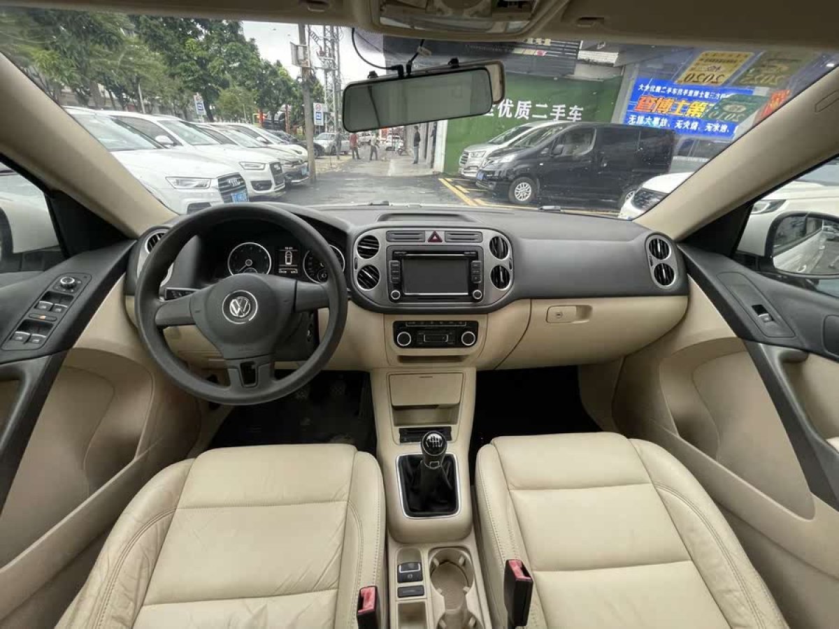 大眾 途觀  2012款 1.8TSI 手動(dòng)兩驅(qū)都會(huì)版圖片