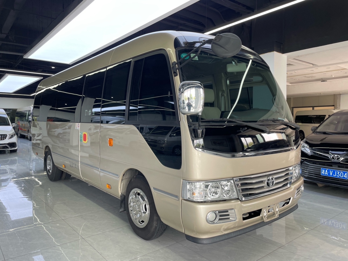 2019年6月豐田 柯斯達  2019款 4.0L豪華車GRB53L-ZCMEK 20座9GR