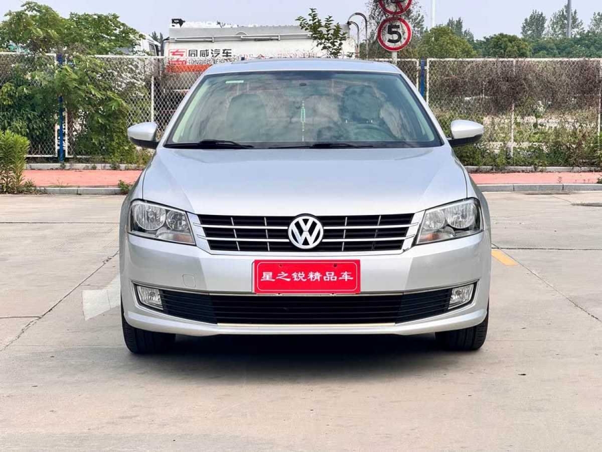 大眾 朗逸  2013款 改款經(jīng)典 1.6L 自動舒適版圖片