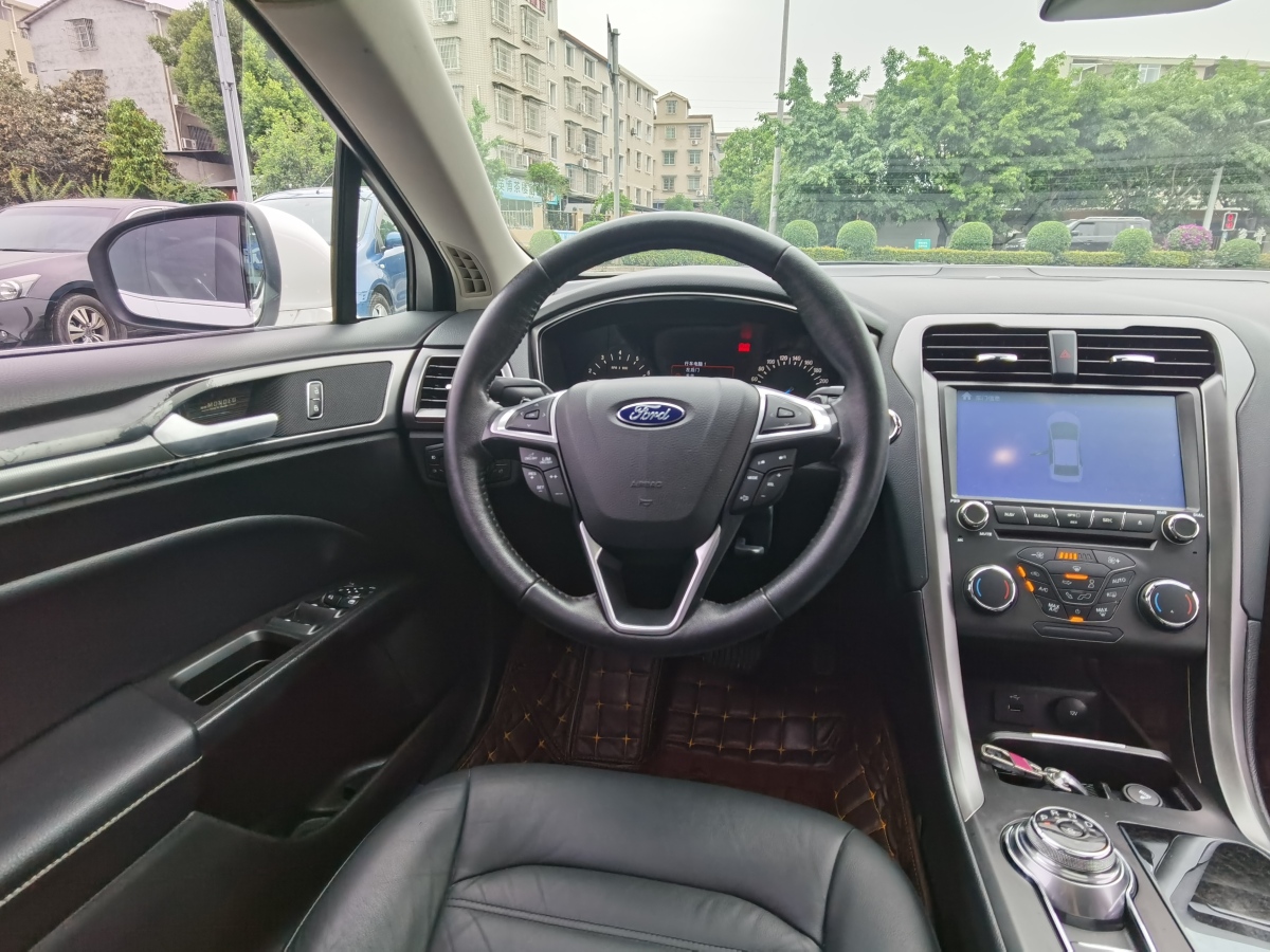 福特 蒙迪歐  2017款 改款 EcoBoost 180 時(shí)尚型圖片
