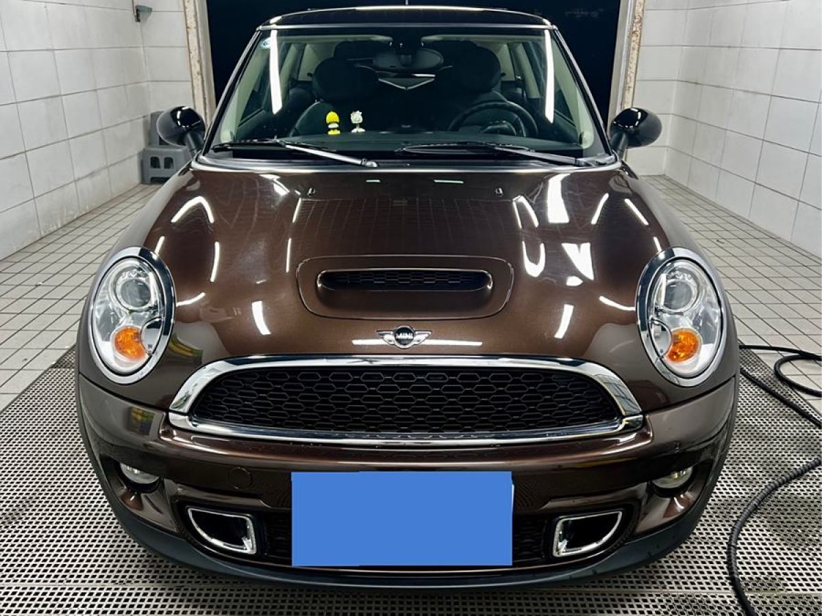 2012年6月MINI CLUBMAN  2011款 1.6T COOPER S