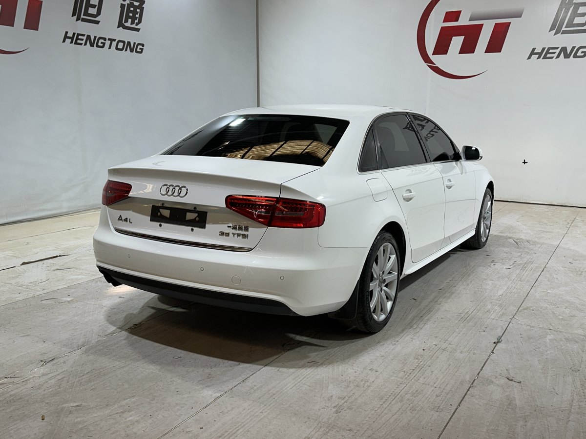 奧迪 奧迪A4L  2013款 35 TFSI 自動標(biāo)準(zhǔn)型圖片