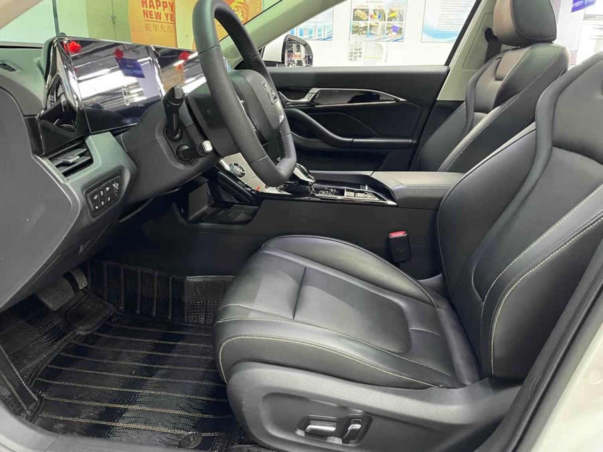 奔騰 B70  2021款 1.5T 自動(dòng)智享型圖片